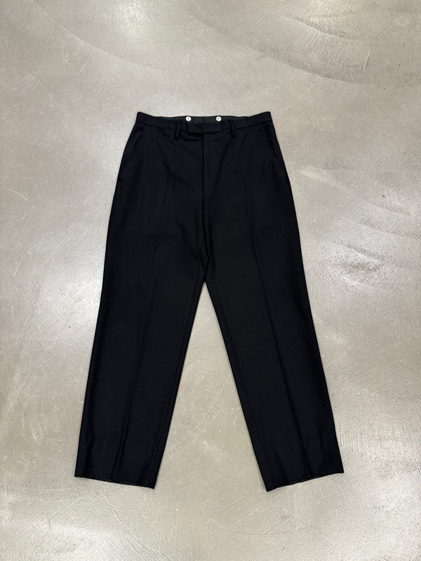 1990s Gucci by Tom Ford black wool suit with monogram lining