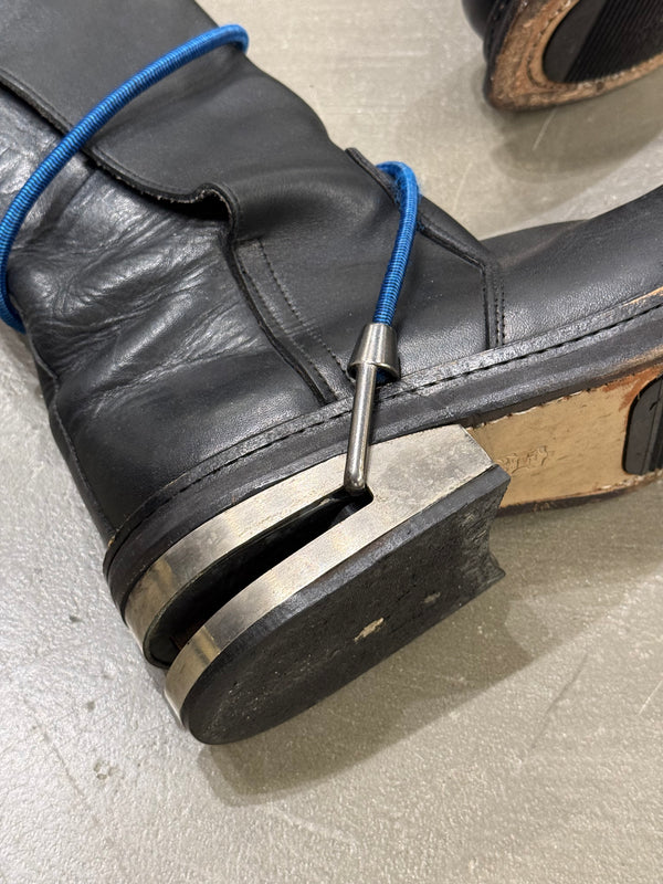 A/W1996 Dirk Bikkembergs "hole-heel" bungee boots