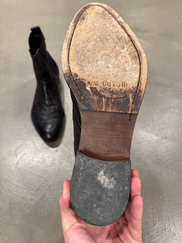 2000s Cavalli faux crocodile leather chelsea leather boots