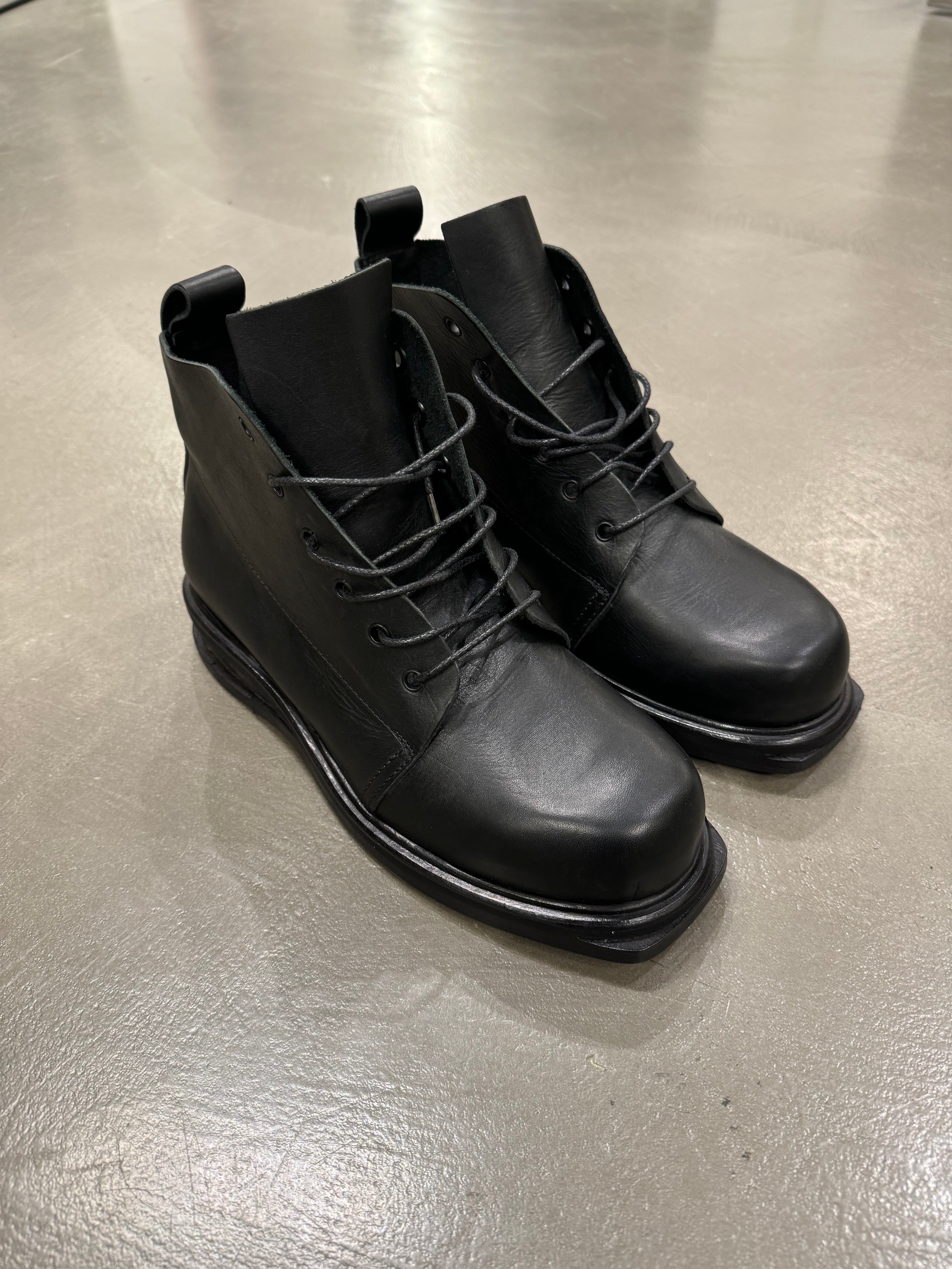 Dirk Bikkembergs black mountaineering boots with metal heel