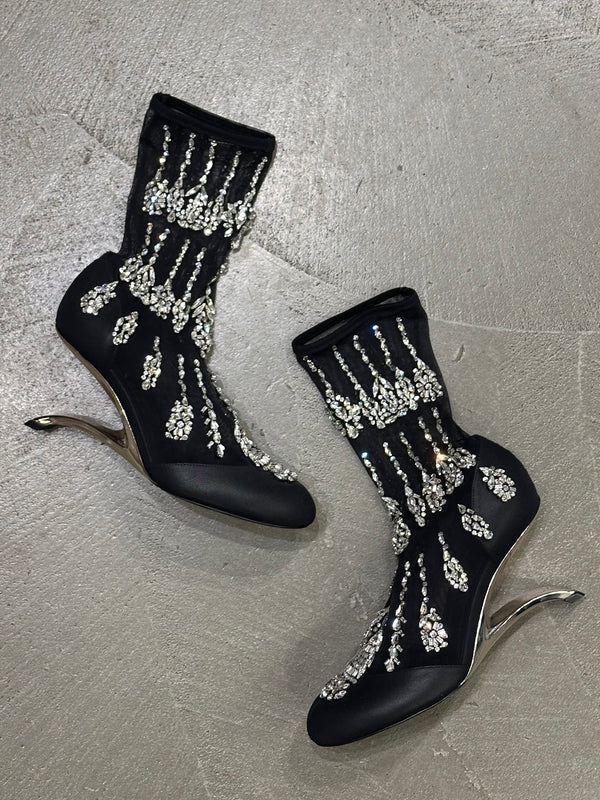 2022 Alexander McQueen emboided sculptural heels