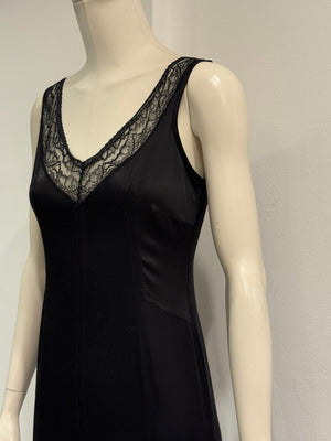 2000s Dolce & Gabbana V-neck midi dress
