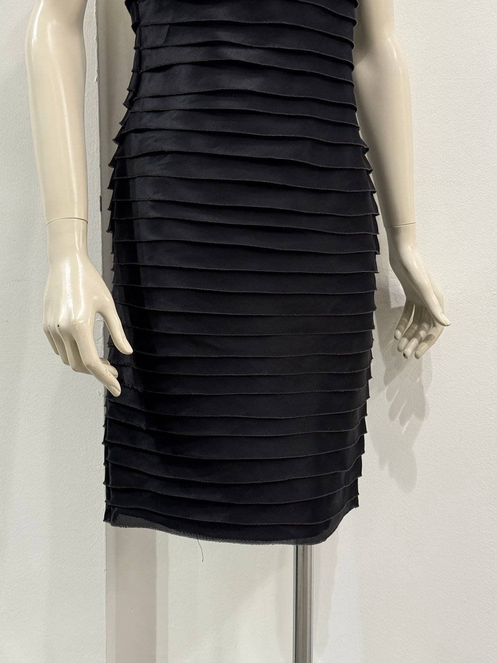 S/S2001 Gucci by Tom Ford runway strapeless silk dress