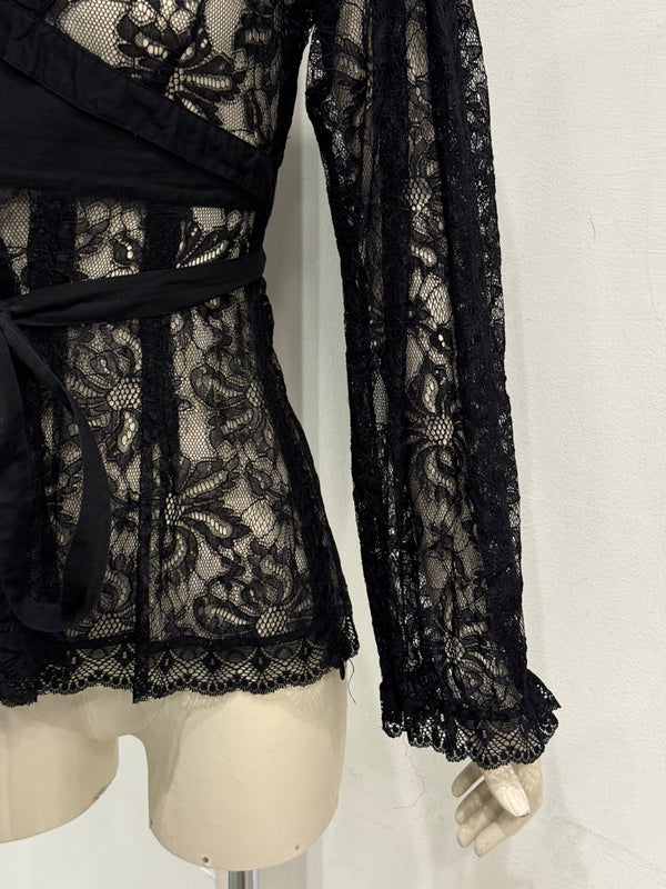 2000s Dolce & Gabbana floral lace bluse