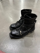 Load image into Gallery viewer, A/W 1996 Dirk Bikkembergs metal heel bungee cord boots
