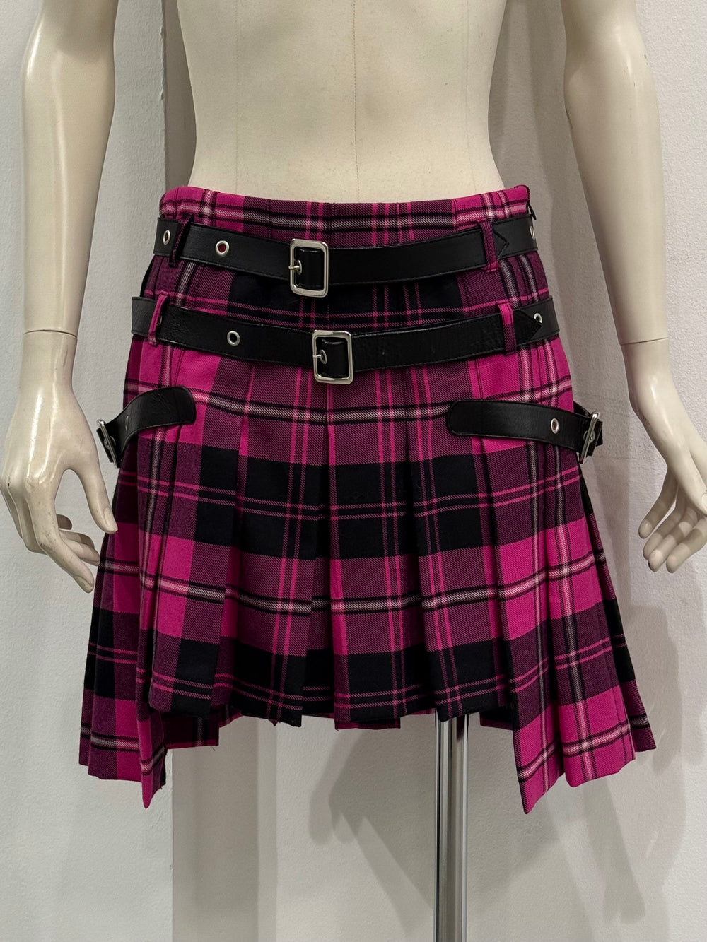 A/W2003 Dolce & Gabbana bondage tartan runway skirt
