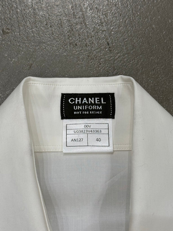 2000s Chanel collar logo shirt