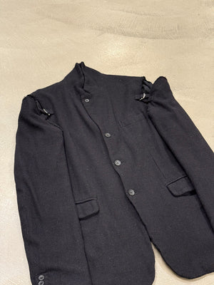 2023 Comme des Garçons cut-out open shoulders buckel blazer