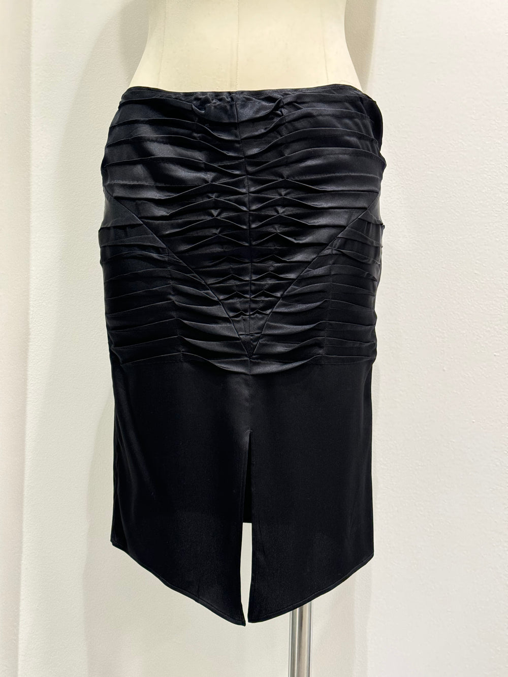 2003 Gucci by Tom ford silk skirt