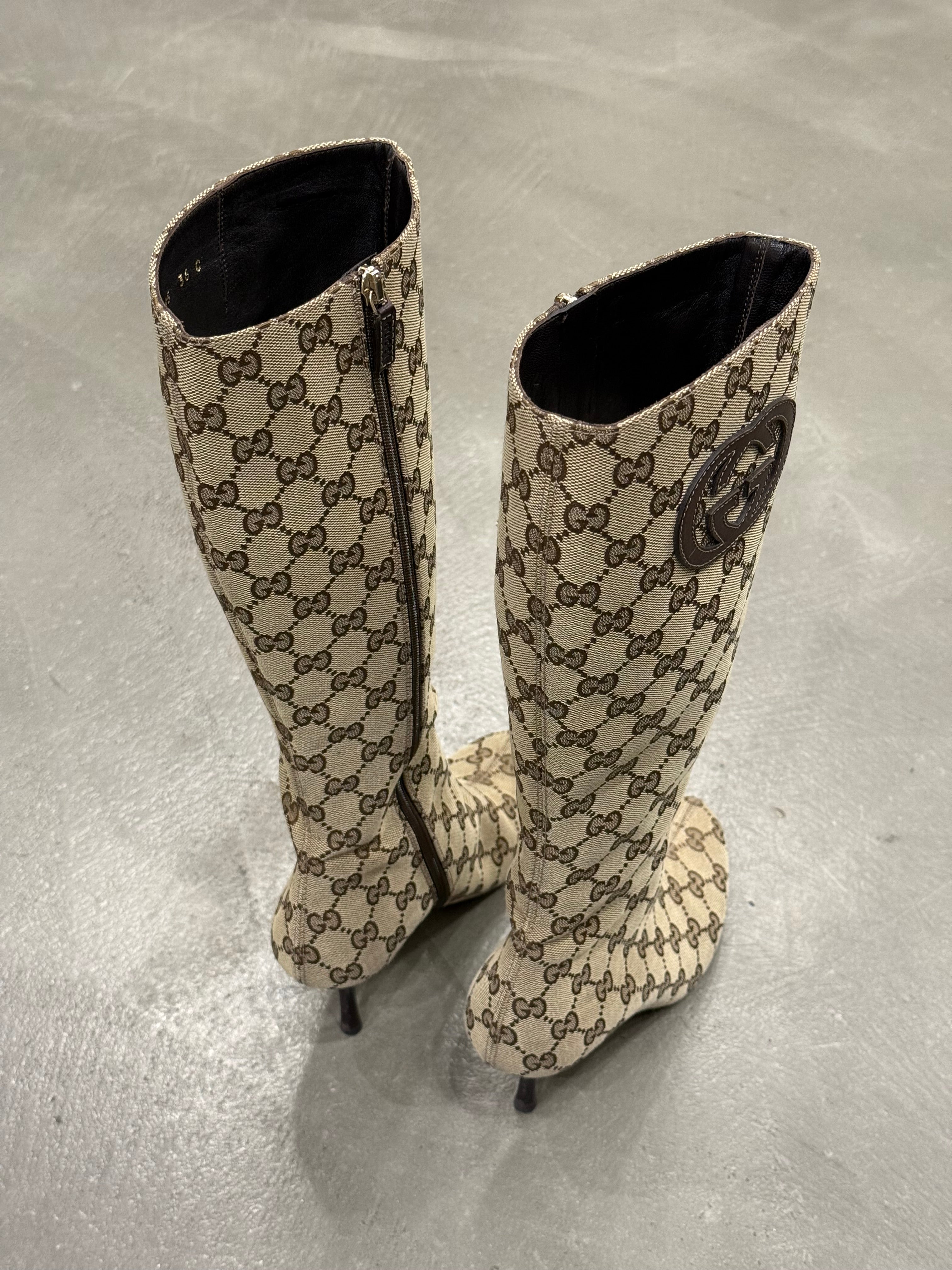 靴 00's Gucci by Tom Ford Side Zip Boots GUCCI Tom Ford Black Leather Zip Up Horse bit Chelsea Ankle Boots