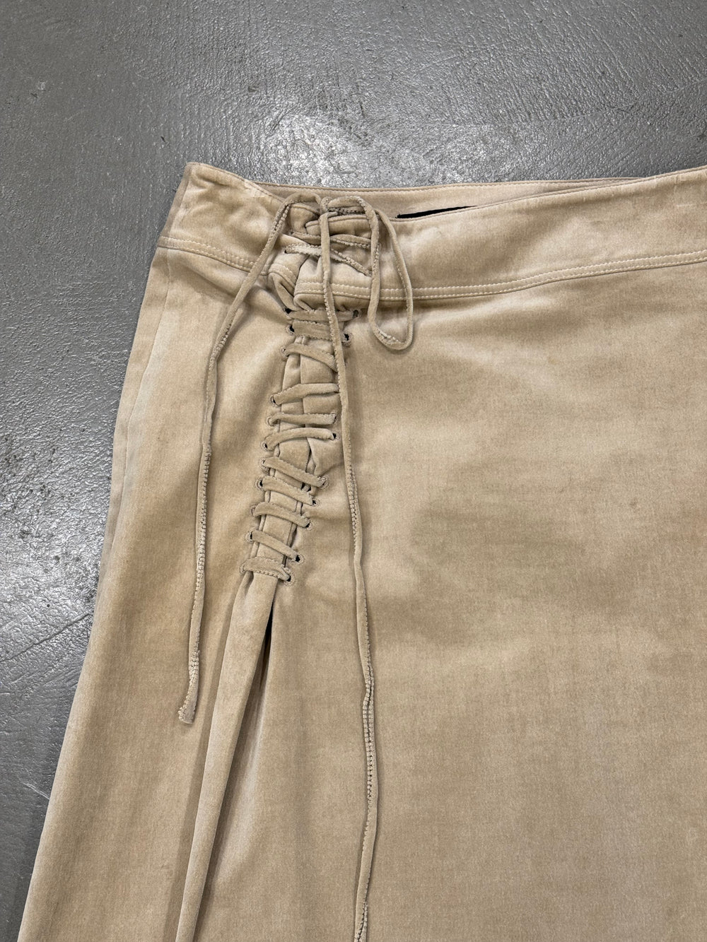 A/W2002 Gucci by Tom Ford velour lace-up midi skirt