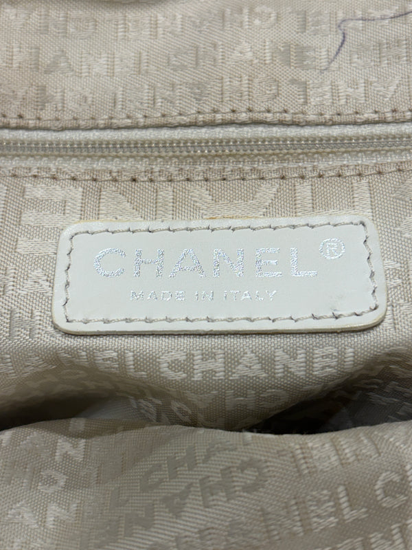 2005-2006 Chanel caviar leather shoulder bag