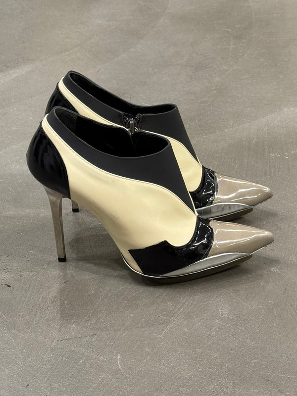 F/W2008 Balenciaga patent leather pumps