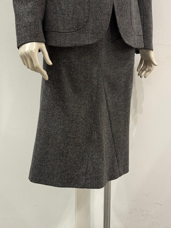 A/W2000 Alexander McQueen tailored set blazer & skirt