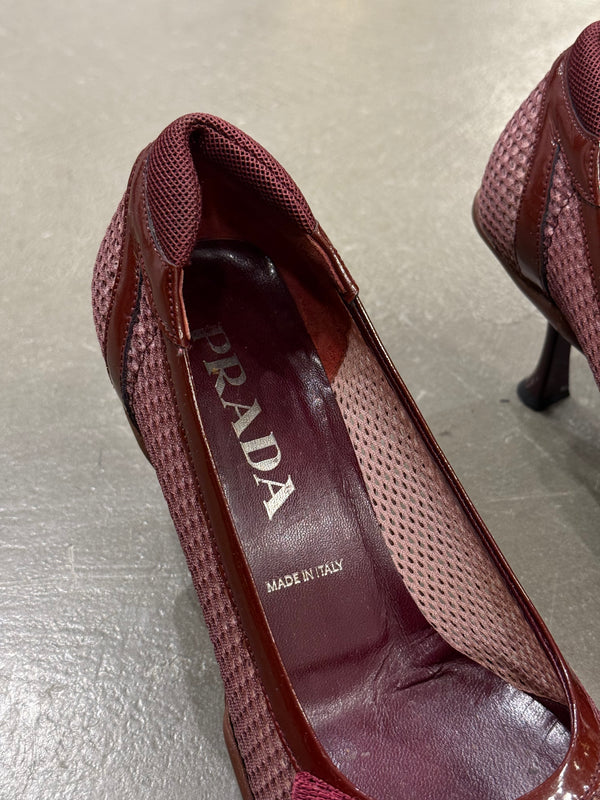 2000s Prada red heels