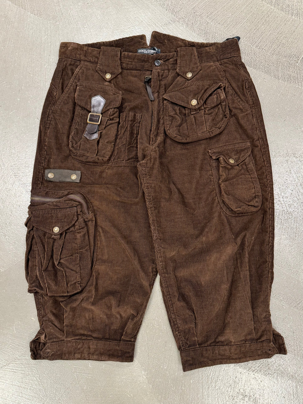 F/W2002 Dolce & Gabbana runway wide cargo shorts