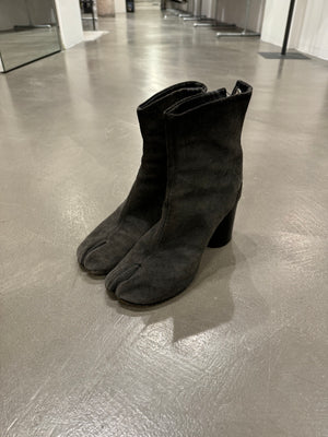1990s Maison Margiela Tabi heel boots