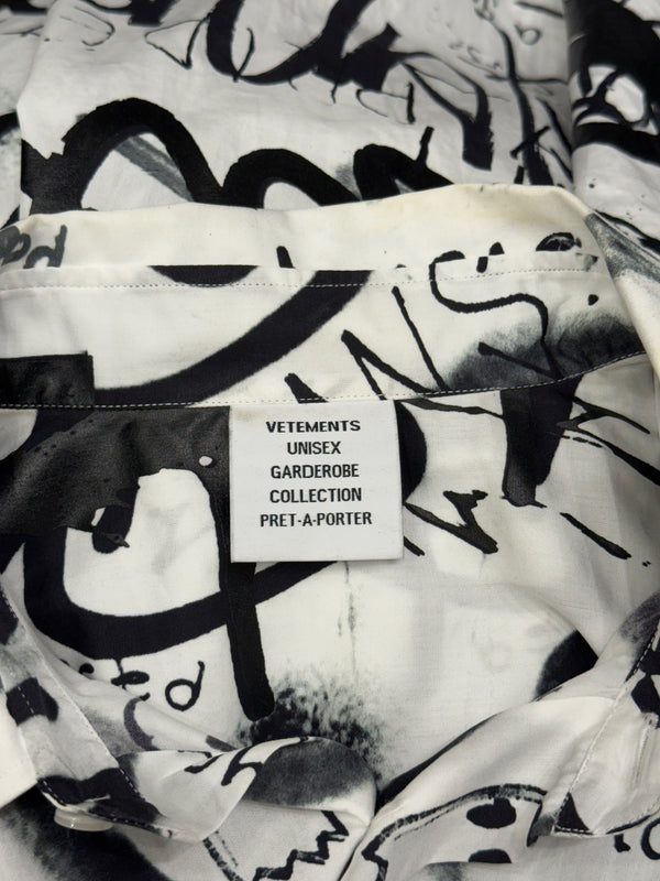 S/S2021 Vetements graffiti shirt