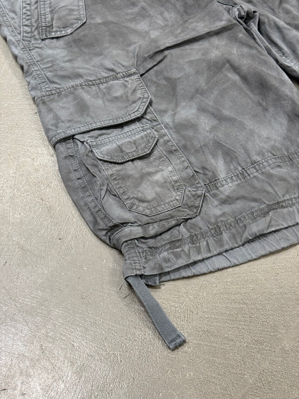2000s Dolce & Gabbana multi-pocket cargo shorts