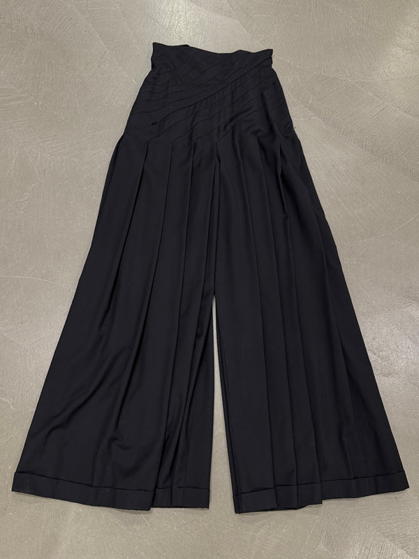 A/W2001 Alexander McQueen runway high waist palazzo pants