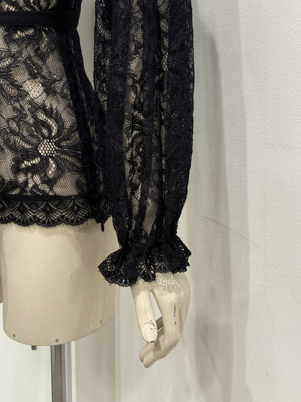 2000s Dolce & Gabbana lace tie-waist floral lace blouse
