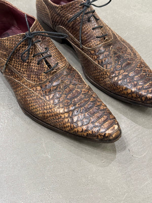 2000s Dolce & Gabbana printed leather derby shoes