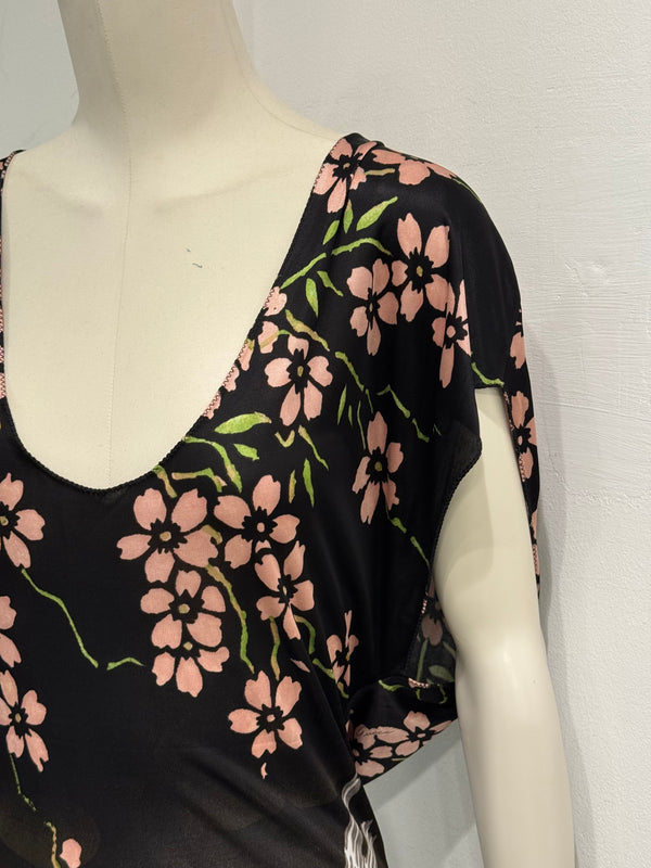 S/S2003 Gucci by Tom Ford runway cherry blossom dress with scarf