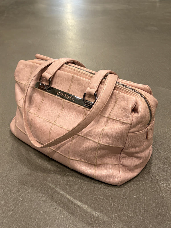 2005-2006 Chanel caviar leather shoulder bag