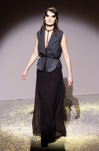 A/W2003 Maison Margiela runway bondage choker harness