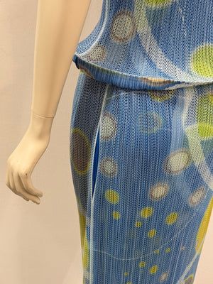 S/S2011 Issey Miyake “pleats please” cosmos print