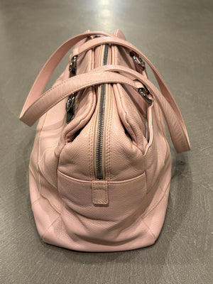 2005-2006 Chanel caviar leather shoulder bag