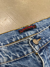 Load image into Gallery viewer, 2000s Roberto Cavalli mainline embroidered snake jeans
