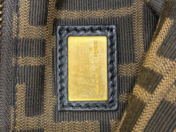 A/W2011 Fendi Peekaboo gradient goatskin bag