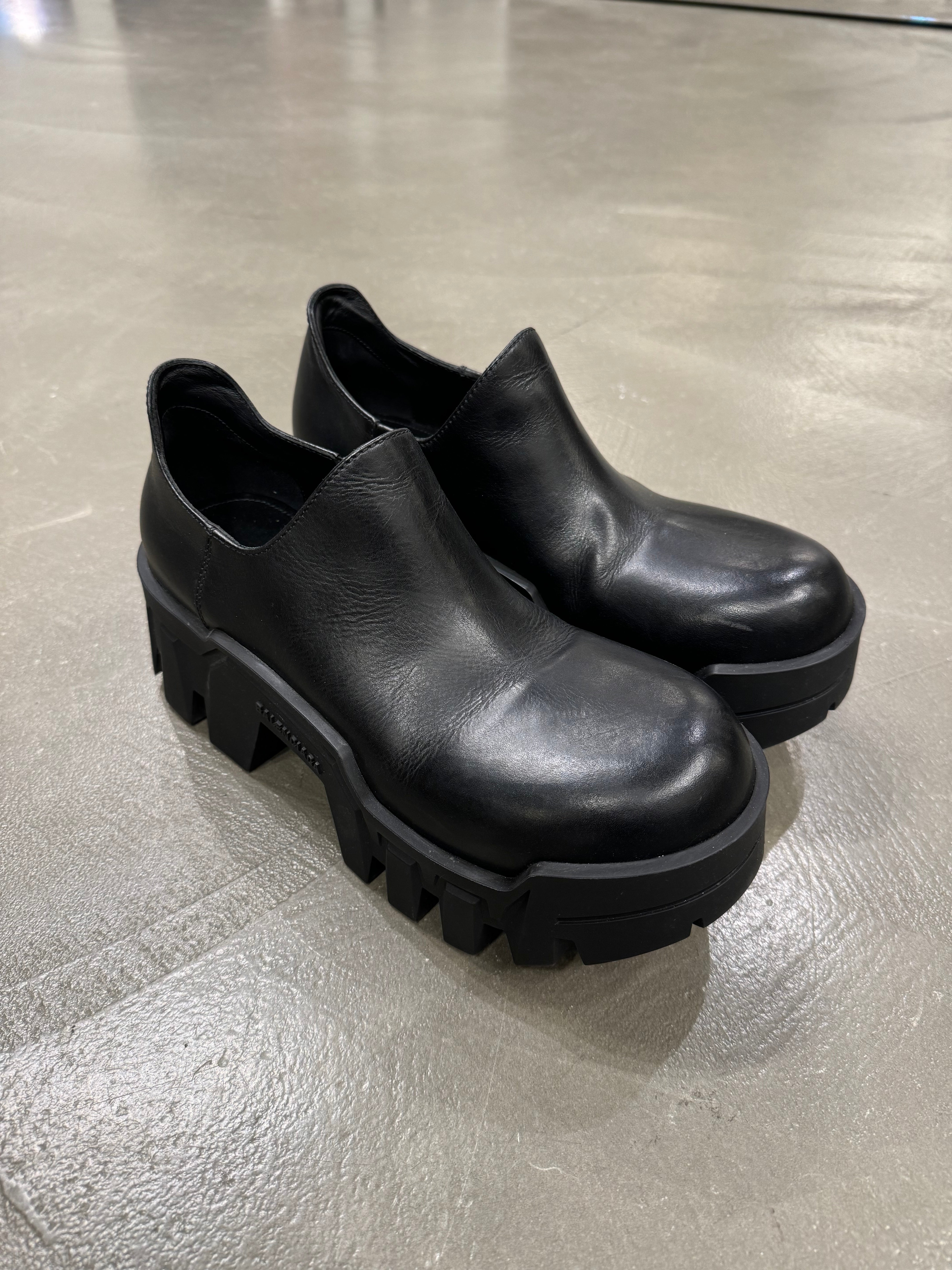 Balenciaga bulldozer mini boots
