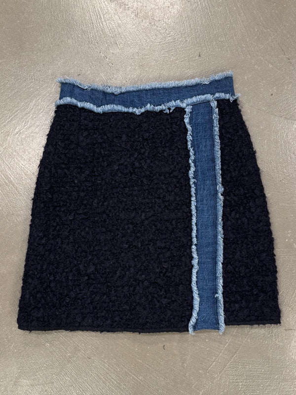 2000s Dolce & Gabbana wool midi skirt