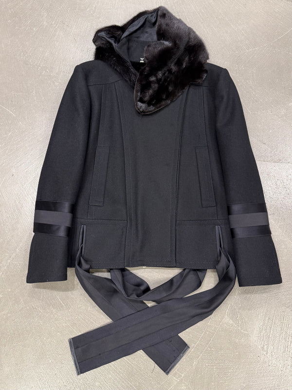 A/W2004 Gucci by Tom ford mink collar runway jacket