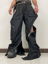 Load image into Gallery viewer, AW2003 Dolce &amp; Gabbana tornado cargo pants
