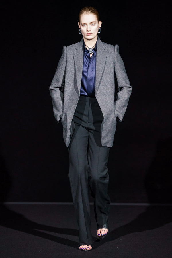F/W2019 Balenciaga runway suspended shoulder blazer jacket