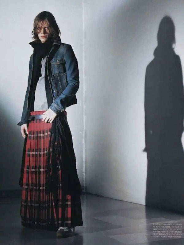 AW2004 Dior by Hedi Slimane “Victim of the crime” denim jacket