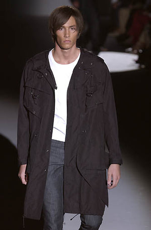 S/S2002 Gucci by Tom Ford runway military trench coat