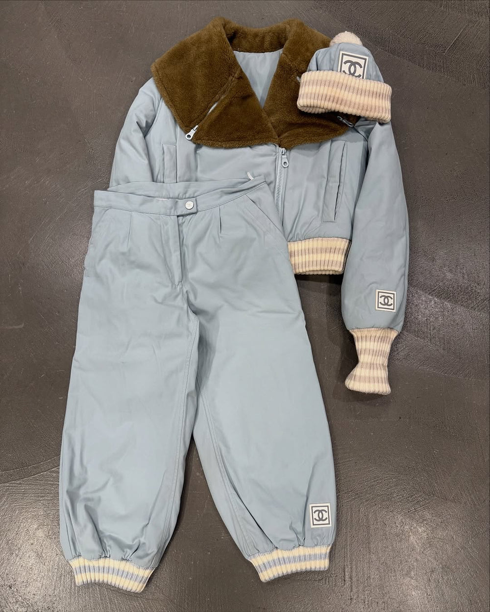 A/W2001 Chanel runway ski set