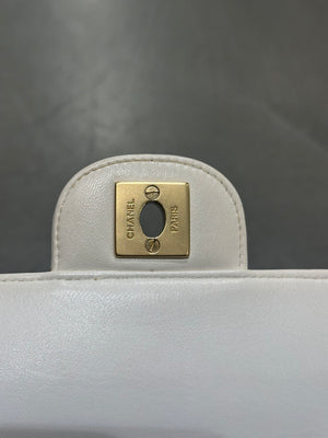 2000-2002 Chanel East West Chocolate Bar leather bag