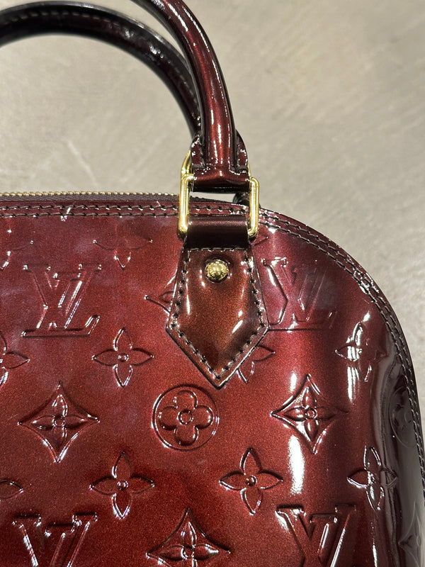 2012 Louis Vuitton patent monogram Alma BB with wallet