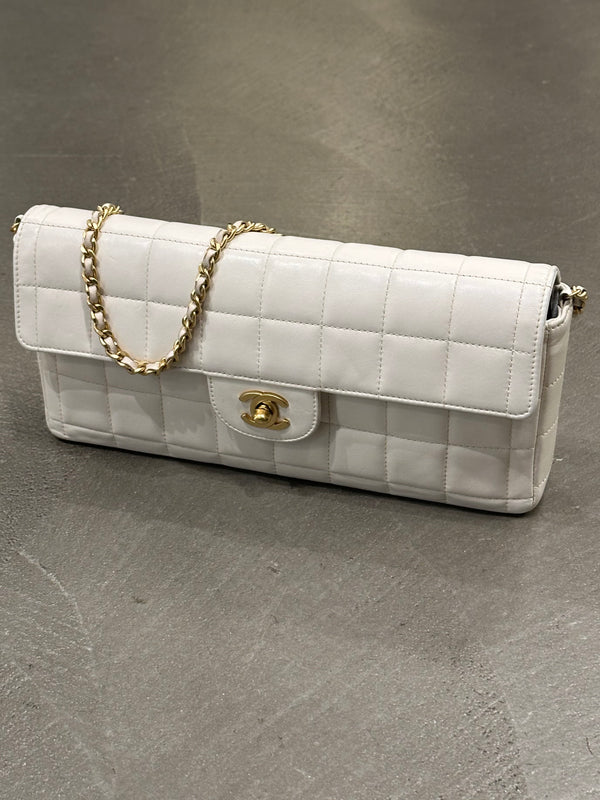 2000-2002 Chanel East West Chocolate Bar leather bag