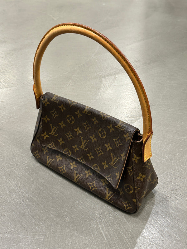 2003 Louis Vuitton Monogram Looping MM shoulder bag