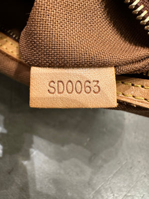 2003 Louis Vuitton Monogram Looping MM shoulder bag