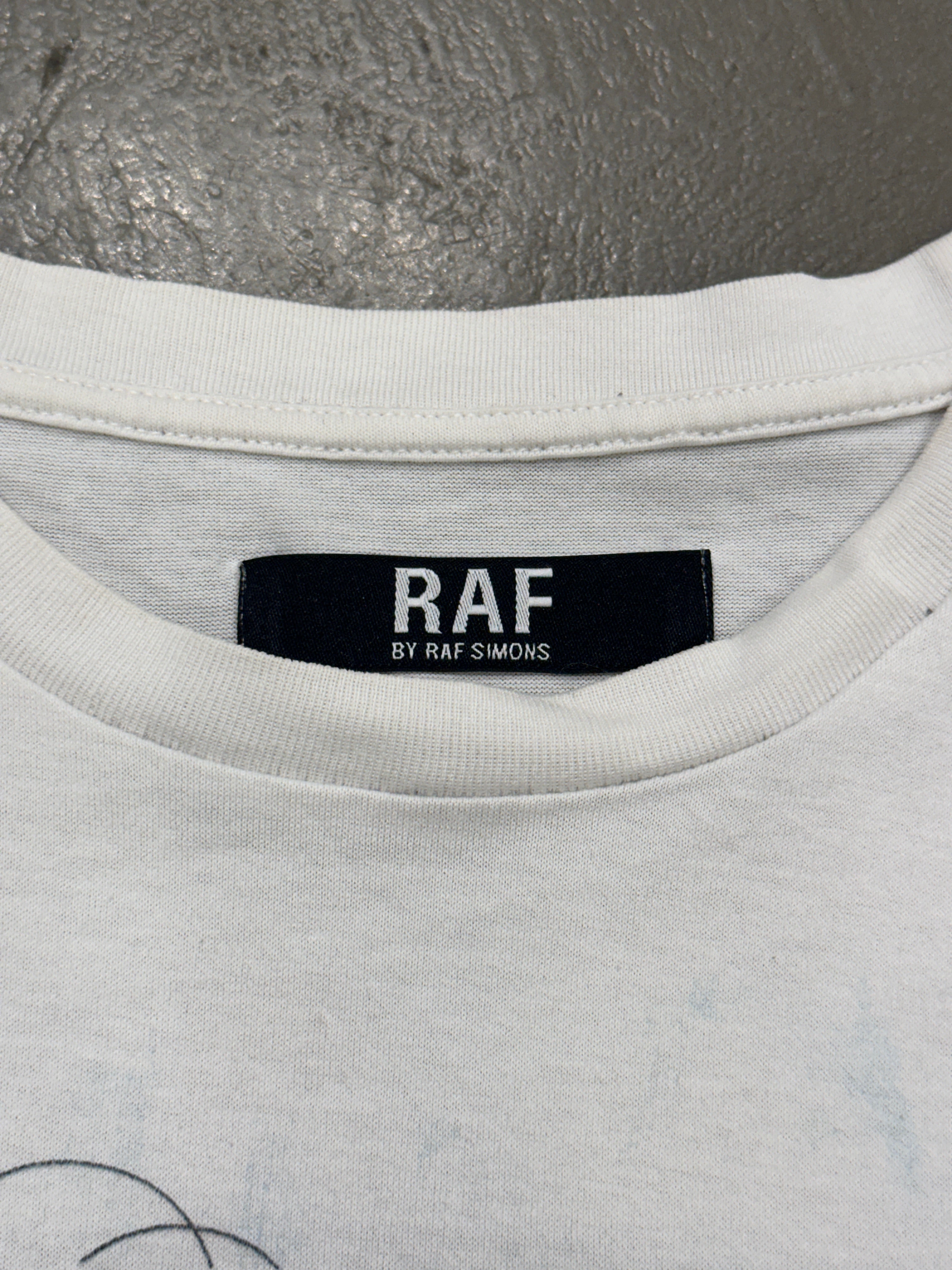 2000s Raf Simons observes randomly t-shirt