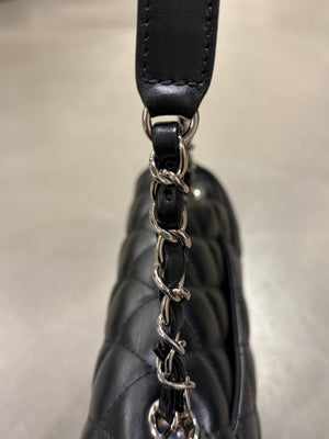 2022 Chanel Matelassé leather belt bag