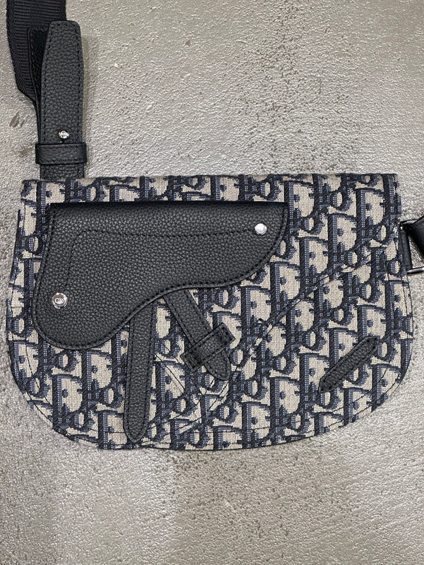 2021 Dior saddle messenger pouch in oblique jacquard