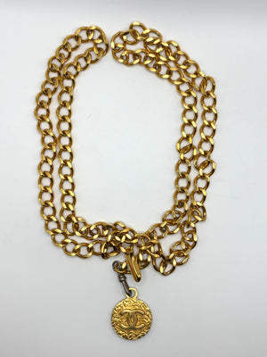 1982 Chanel Medallion chain belt